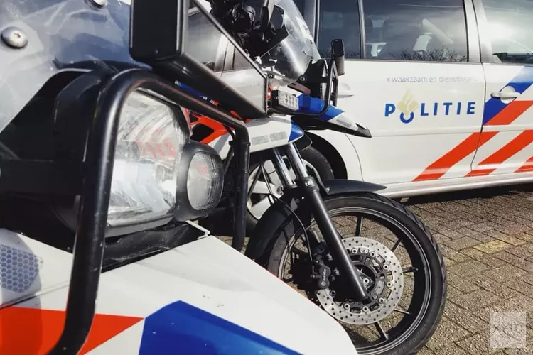 Vechtpartij tussen twee grote groepen op strand bij Castricum