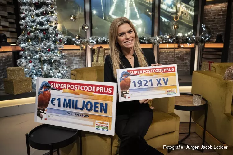 Inwoners Akersloot winnen SuperPostcodePrijs van 1 miljoen euro bij Postcode Loterij op nieuwjaarsdag