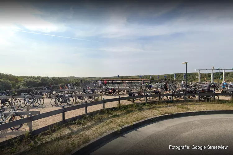 Fietsenstalling strand Castricum weer open