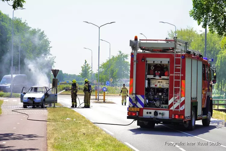 Auto door brand verwoest in Akersloot