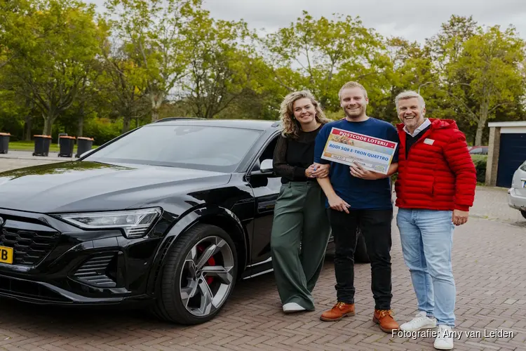 Mike en Lizzy uit Castricum winnen Audi SQ8 e-tron Quattro bij de Postcode Loterij