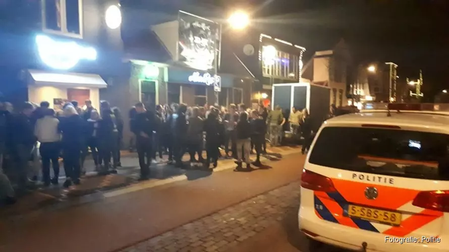 Vechtpartijen en vernielingen tijdens onrustige nacht in Castricum en Schagen