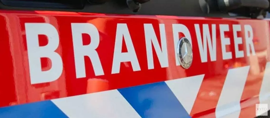 Brand bij caravanstalling (video)