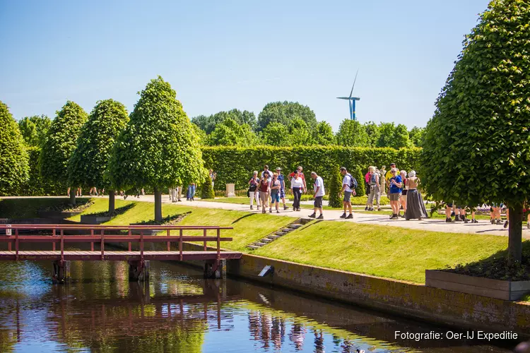 Gidsen doen oude tijden herleven tijdens Oer-IJ Expeditie